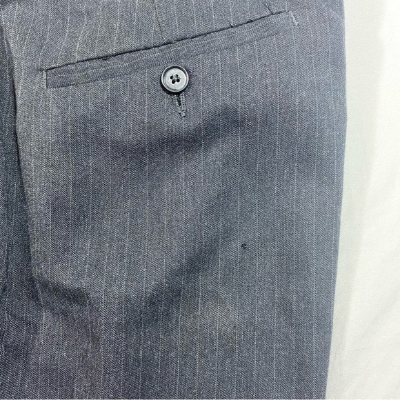 Kenneth Cole Reaction Pinstripe Suit 2 piece suit Straight leg pants sz … - Picture 10 of 16